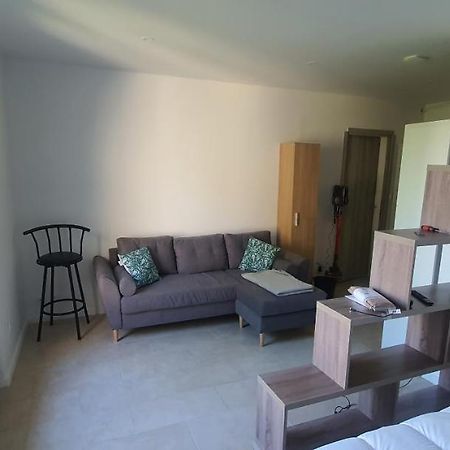Studio Cosy Proche Parc Expo Et Aeroport Cdg Neuf Apartment Villepinte  Luaran gambar