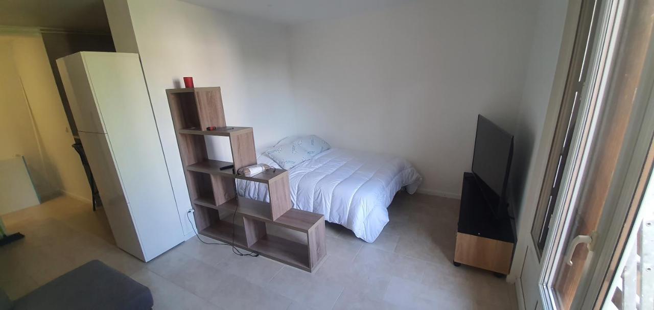 Studio Cosy Proche Parc Expo Et Aeroport Cdg Neuf Apartment Villepinte  Luaran gambar